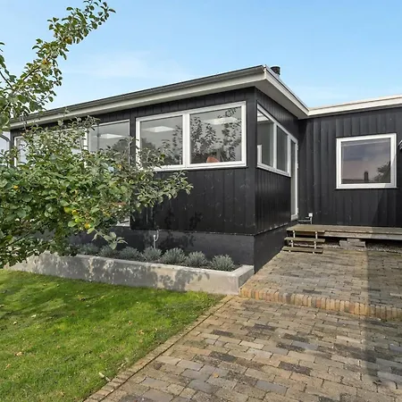 Prázdninový dům Albricus - 250m From The Sea By Interhome *