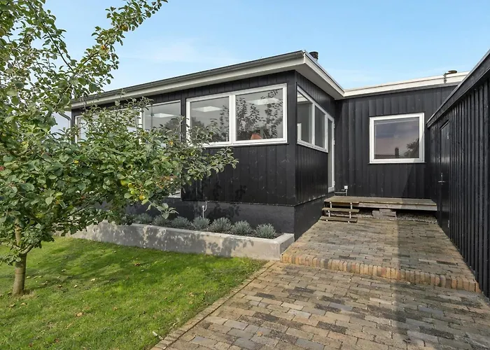 Feriehus Albricus - 250m From The Sea By Interhome *